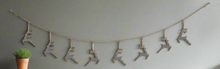 Indlæs billede til gallerivisning Handmade powder coated hanging silver reindeer garland measuring 150 x 22x 1cm
