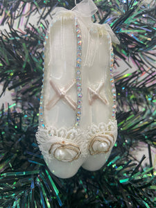 Glass Christmas white ballerina shoes Christmas bauble tree hanging decoration/christmas/seasonal/ glass hanging item