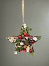 Indlæs billede til gallerivisning Handmade Hanging star wreath 25 x 25 x 6cm Christmas/seasonal hanging wreath
