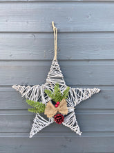 Indlæs billede til gallerivisning Handmade hanging star wreath 37 x 37 x 8cm seasonal
