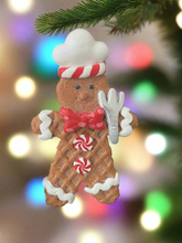 Afbeelding in Gallery-weergave laden, Resin Christmas gingerbread man Christmas bauble tree hanging decoration/christmas/seasonal/ resin hanging item - Marissa&#39;s Garden &amp; Gift
