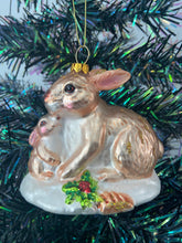 Afbeelding in Gallery-weergave laden, Glass bunny rabbit Christmas bauble tree hanging decoration/christmas/seasonal/ glass hanging item
