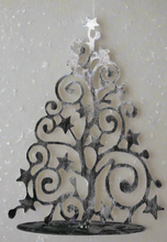 Laden Sie das Bild in den Galerie-Viewer, Handmade Christmas metal tree table decoration silver with brushed effect 30 x 8 x 40cm
