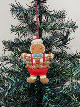 Indlæs billede til gallerivisning Resin Christmas gingerbread man Christmas bauble tree hanging decoration/christmas/seasonal/ resin hanging item
