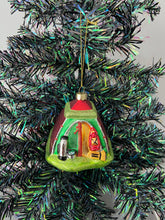 Charger l&#39;image dans la galerie, Glass Christmas camping tent/campers tent Christmas bauble tree hanging decoration/christmas/seasonal/ glass hanging item
