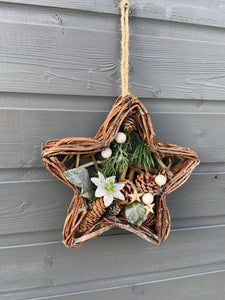 Handmade Hanging star wreath 25 x 25 x 6cm Christmas/seasonal hanging wreath