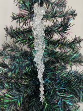 Load image into Gallery viewer, Handmade christmas tree hanging icicle measuring 4 x 2.5 x 23.5cm 4 pieces
