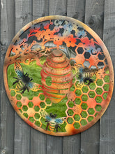 Laden Sie das Bild in den Galerie-Viewer, Handmade 60cm Bee and bee hive Wall Plaque with acrylic mirror, colourful Metal, Garden/indoor Wall Art powder coated steel - Marissa&#39;s Garden &amp; Gift
