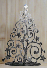 Laden Sie das Bild in den Galerie-Viewer, Handmade Christmas metal tree table decoration silver with brushed effect 30 x 8 x 40cm
