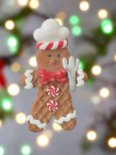 Indlæs billede til gallerivisning Resin Christmas gingerbread man Christmas bauble tree hanging decoration/christmas/seasonal/ resin hanging item
