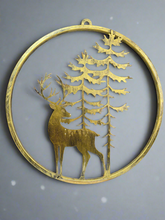 Indlæs billede til gallerivisning Handmade reindeer and tree gold wall art for indoors/outdoors 30 x 1 x 32cm
