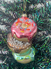 Load image into Gallery viewer, Christmas glass stacking donuts   decoration/christmas/seasonal/ glass hanging item
