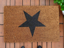 Laden Sie das Bild in den Galerie-Viewer, Door Mats Indoor / Outdoor | Non Slip Star Design Entrance Welcome Mat (black Star) 60 x 40 x 20cm
