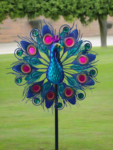 Laden Sie das Bild in den Galerie-Viewer, Handmade Aurora peacock powder coated garden wind sculpture spinner measuring 150cm
