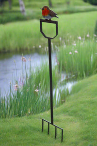 Handmade powder coated Robin on a spade sculpture 105cm tall