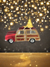 Charger l&#39;image dans la galerie, Glass Christmas truck with christmas tree Christmas bauble tree hanging decoration/christmas/seasonal/ glass hanging item
