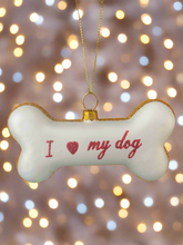 Afbeelding in Gallery-weergave laden, Glass dog bone Christmas bauble tree hanging decoration/christmas/seasonal/ glass hanging item
