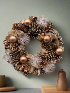 Handmade hanging bronze wreath 34 x 34 x 9cm Christmas/seasonal hanging wreath