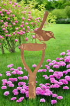 Indlæs billede til gallerivisning Handmade rusty garden wren on a fork 61cm - Marissa&#39;s Garden &amp; Gift
